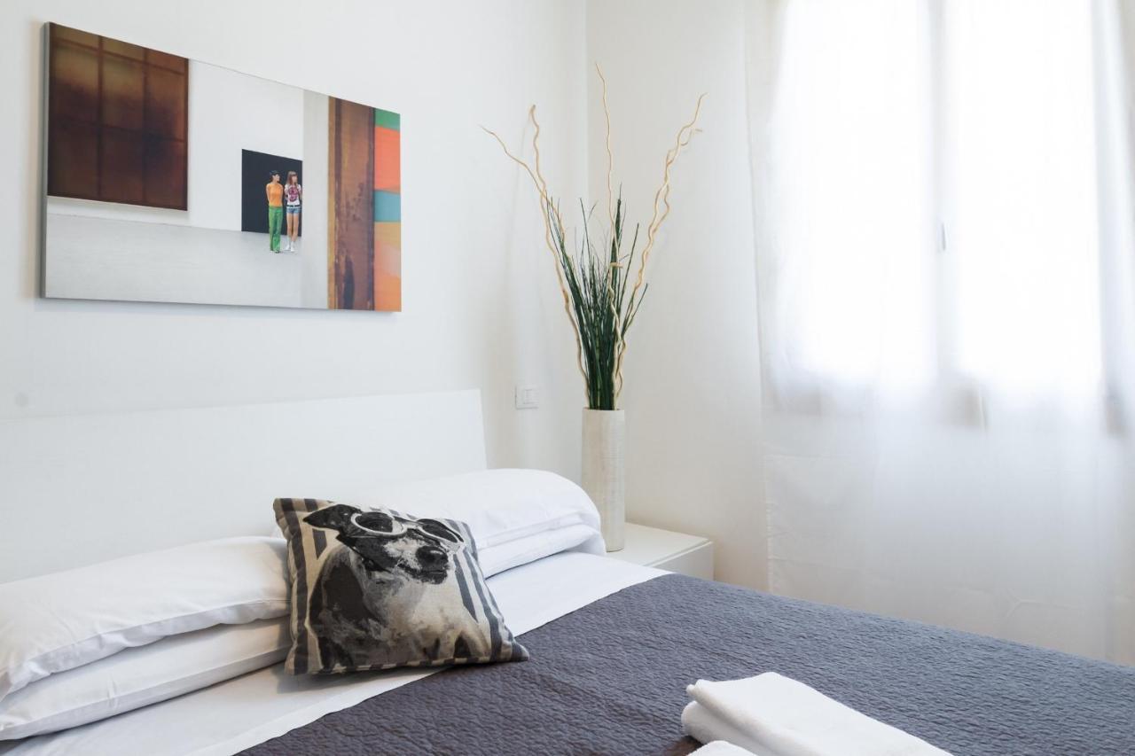 Accademia Charm Apartments By Wonderful Italy Venice Ngoại thất bức ảnh