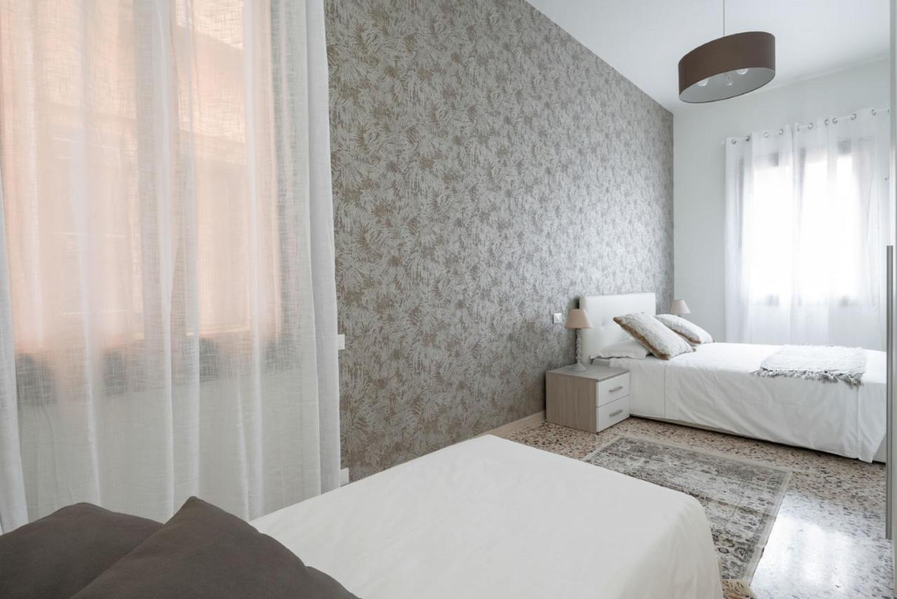 Accademia Charm Apartments By Wonderful Italy Venice Ngoại thất bức ảnh